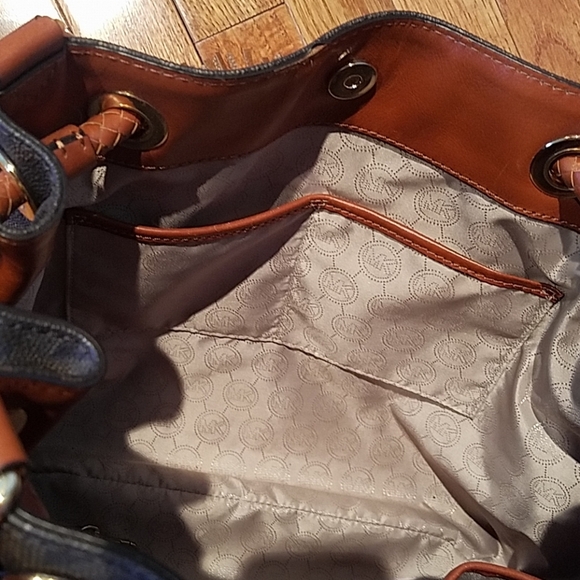 Like new Michael Kors bag, brown - Picture 5 of 8